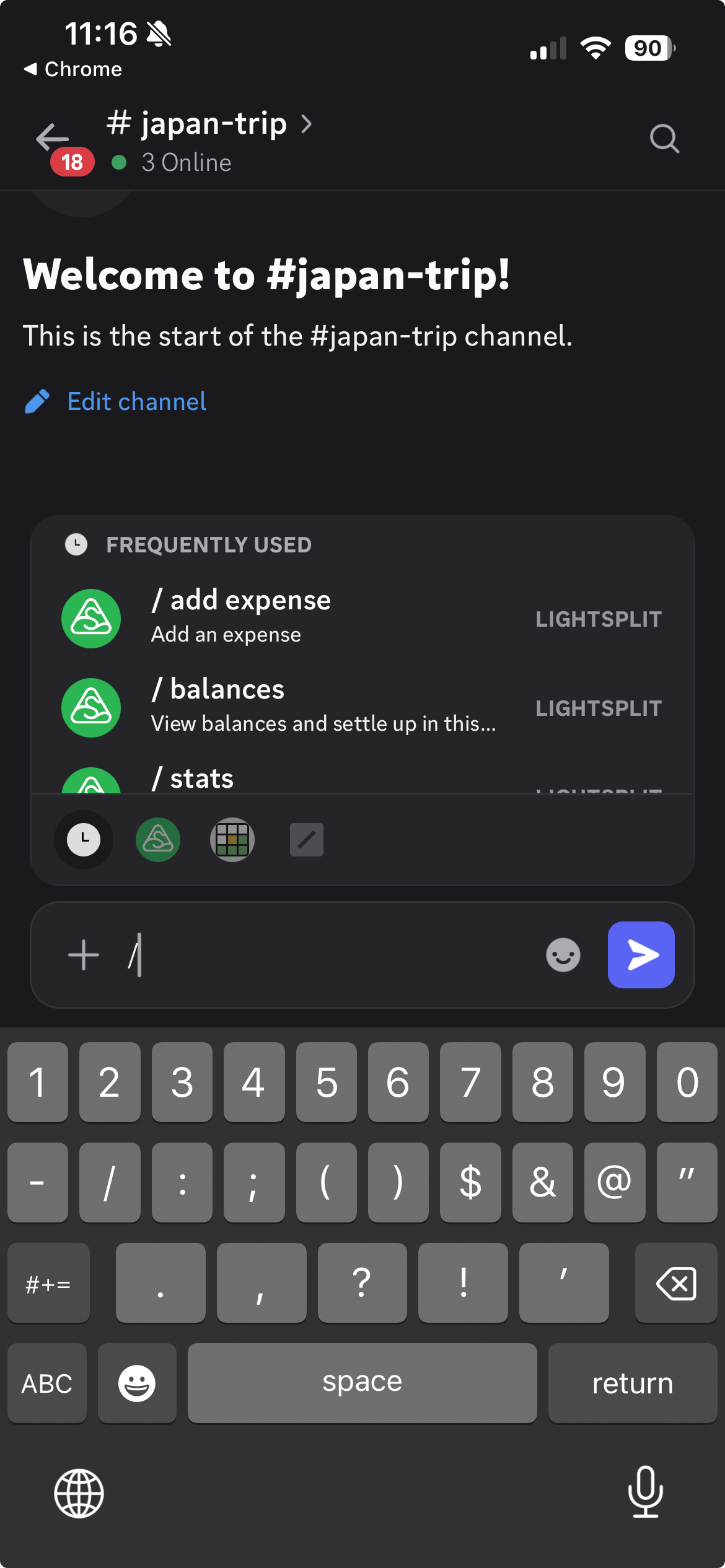 Type a slash in Discord to see Lightsplit commands