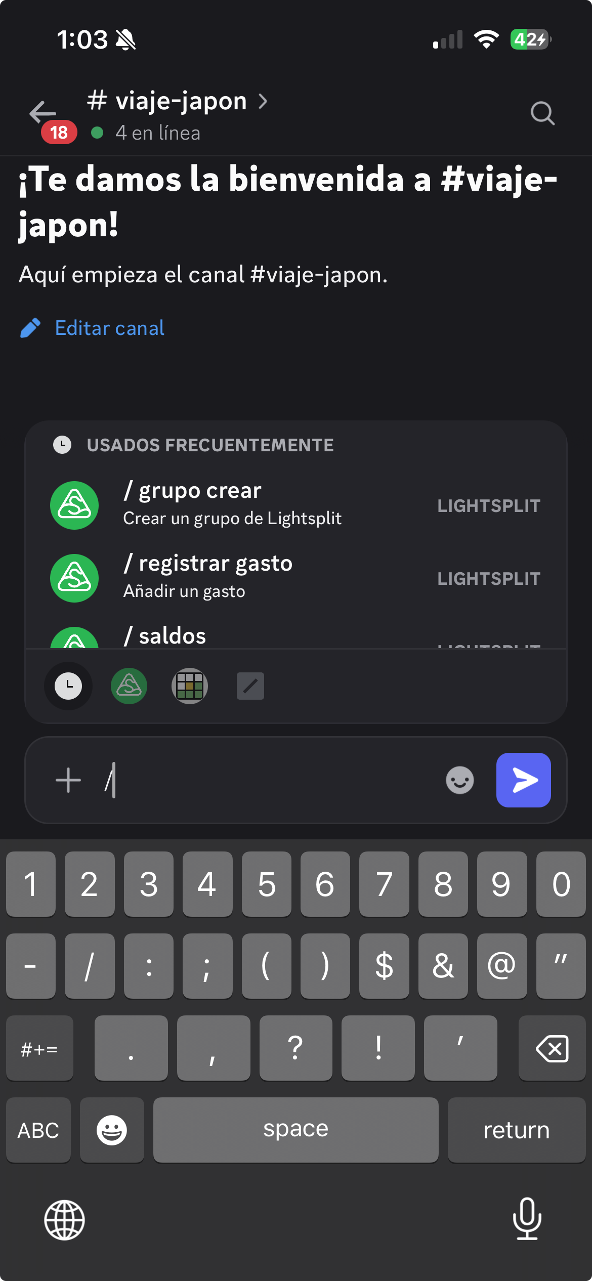 Menú de comandos de Lightsplit al escribir una barra en Discord